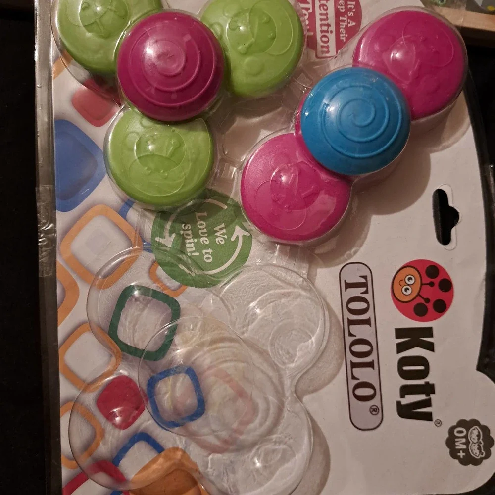 NIB - 2 Montessori Woodend Puzzles with 2 new Suction Spinning